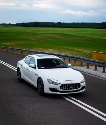 maserati ghibli lubuskie Maserati Ghibli cena 190000 przebieg: 74000, rok produkcji 2021 z Międzyrzecz